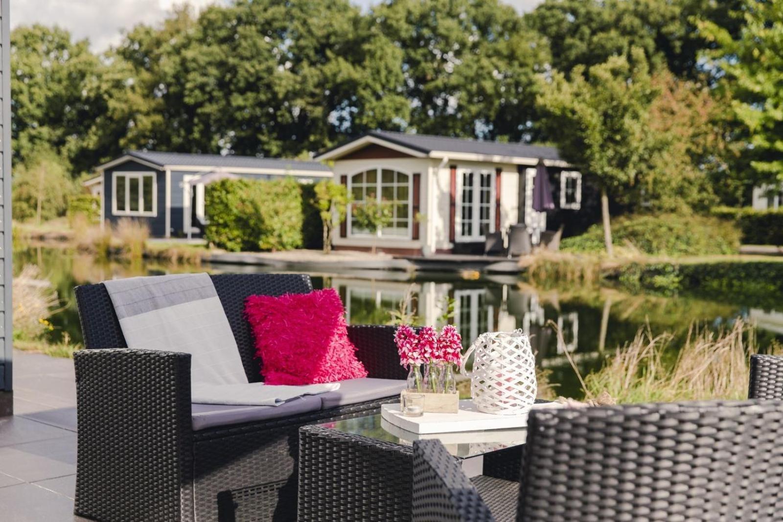 Vakantiepark Hoelte رايسن الغرفة الصورة